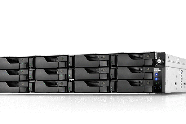 NAS Asustor LOCKERSTOR 12R Pro AS7112RDX Xeon E-2224 12 Baias ECC 8GB RAM Expansível 128GB